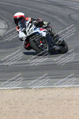 media/Nov-16-2025-Race Pace (Sun) [[8c5fa54630]]/Verified Riders/1-Turns 9 and 10 (925am)/